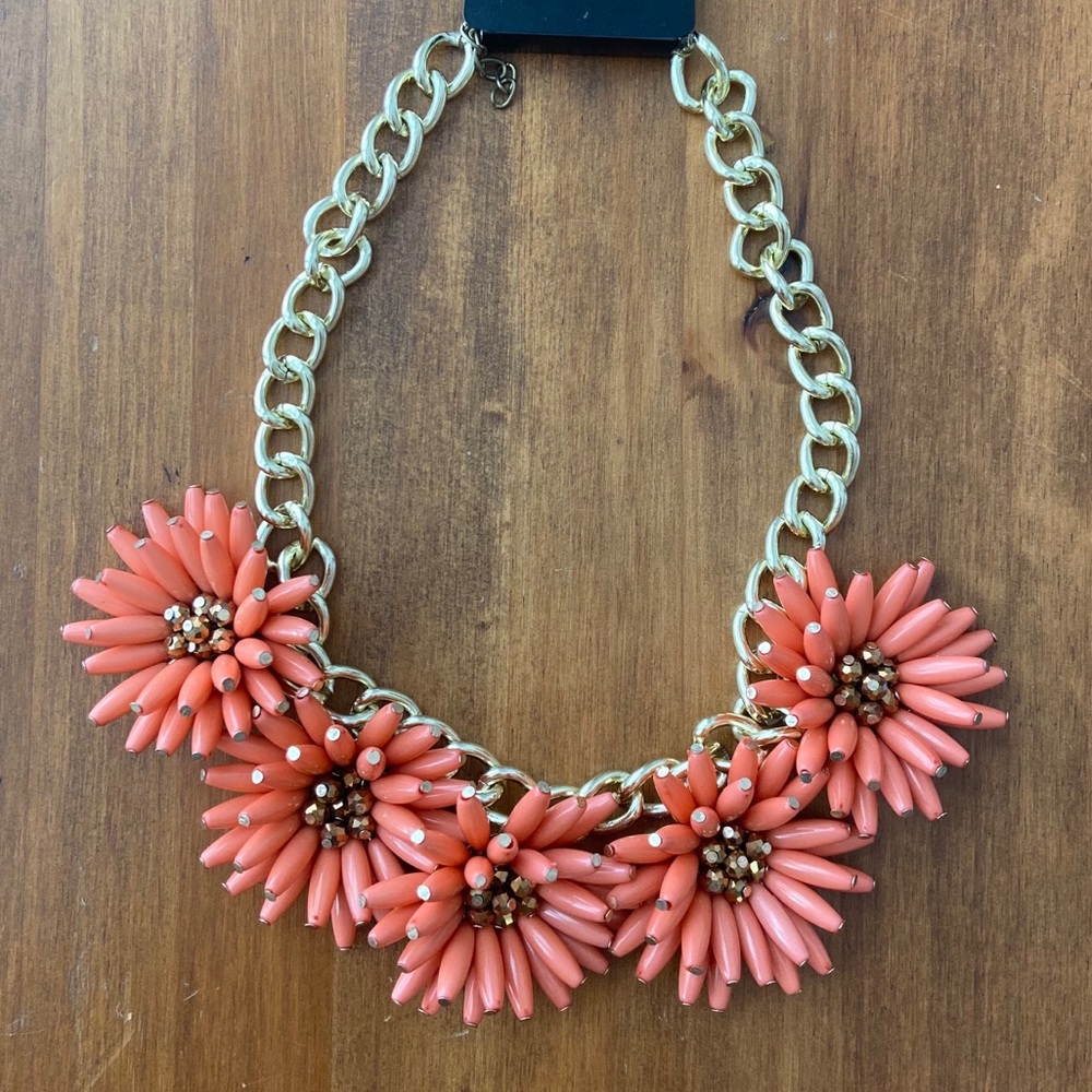 Flower statement necklace